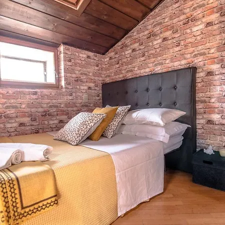 Holiday home Loft 60 - Exclusive Loft Center Rome